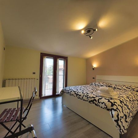 Apartament House Rene Agerola Zewnętrze zdjęcie